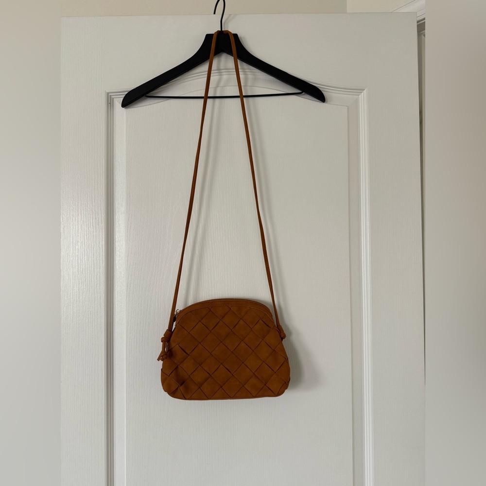 NWOT - Moda Luxe - Woven Brown Crossbody Bag